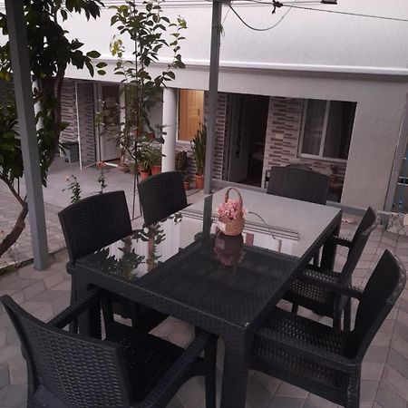 Cozy House Hotel คูทายสิ ภายนอก รูปภาพ